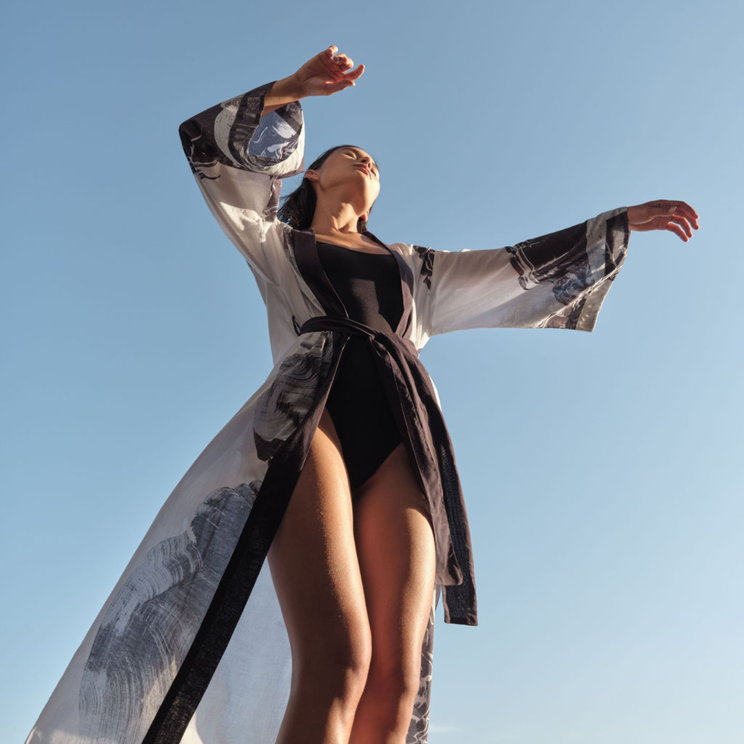 Elliot Robe