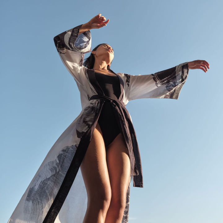 Elliot Robe