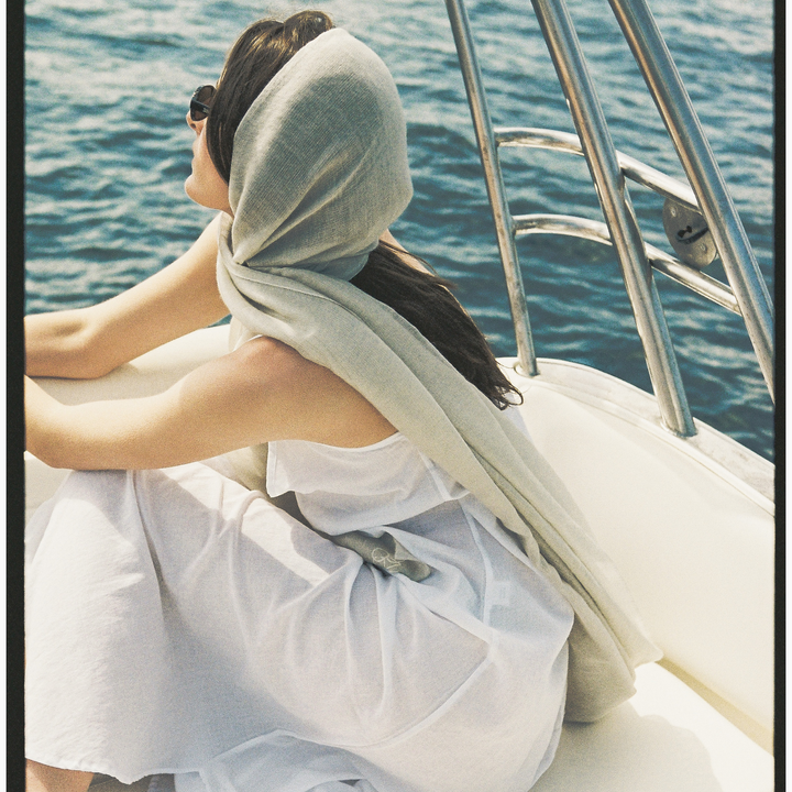 COMO Cashmere-Silk Scarf in Taupe Grey